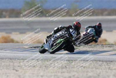 media/Oct-05-2025-CVMA (Sun) [[beeef4f201]]/Race 2-Supersport Middleweight/